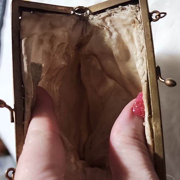 VINTAGE BEADED CHANGE PURSE ๐ - Picture 7 of 7